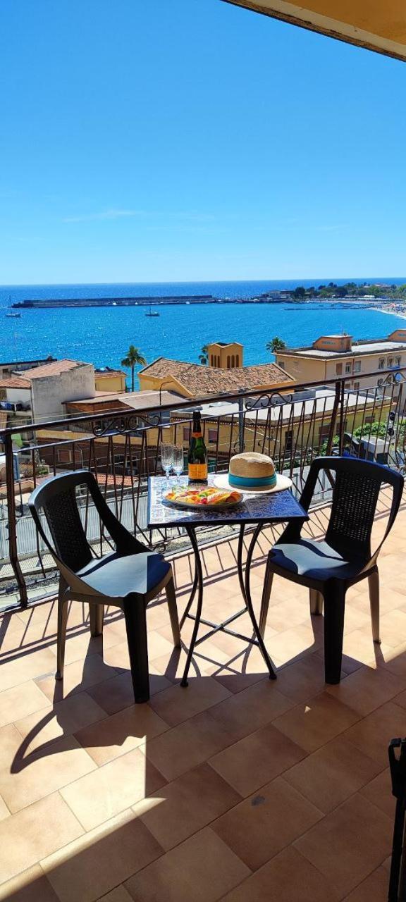 Appartamento A Casa Dei Nonni Giardini Naxos Esterno foto