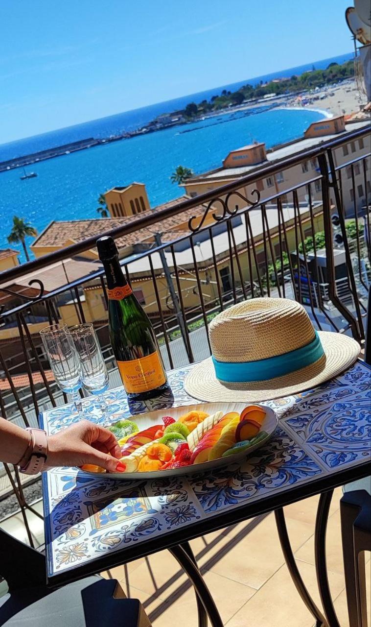 Appartamento A Casa Dei Nonni Giardini Naxos Esterno foto
