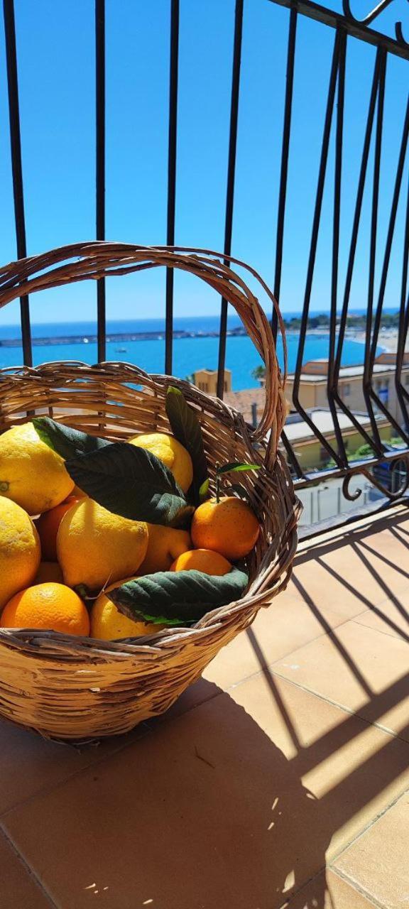Appartamento A Casa Dei Nonni Giardini Naxos Esterno foto