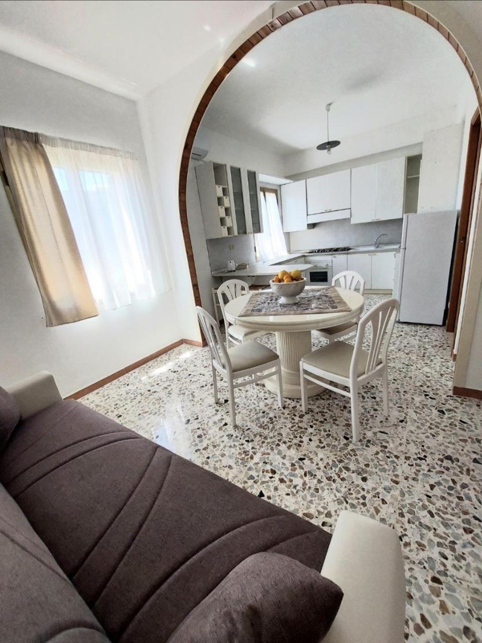 Appartamento A Casa Dei Nonni Giardini Naxos Esterno foto