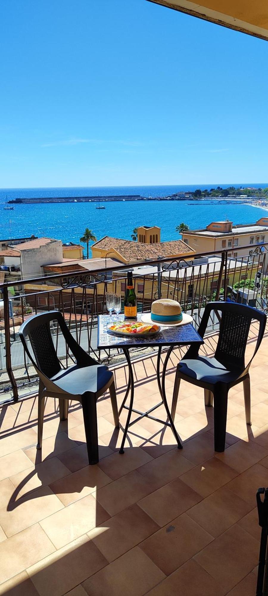 Appartamento A Casa Dei Nonni Giardini Naxos Esterno foto